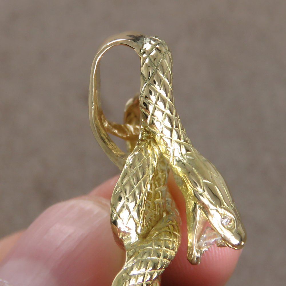 蛇デザイン　k18 10g 蛇デザイン k18 10g